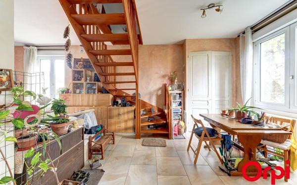 Maison à vendre    5 pièces • 79,50 m2 Caluire-et-Cuire