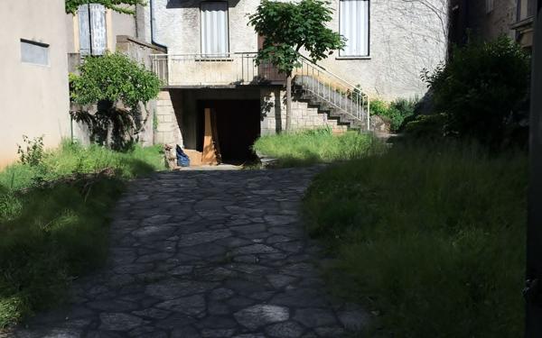 Appartement à louer    3 pièces • 66,80 m2 Figeac