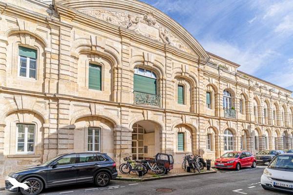 Appartement à vendre |  Bordeaux |  2 pièces | 52 m²