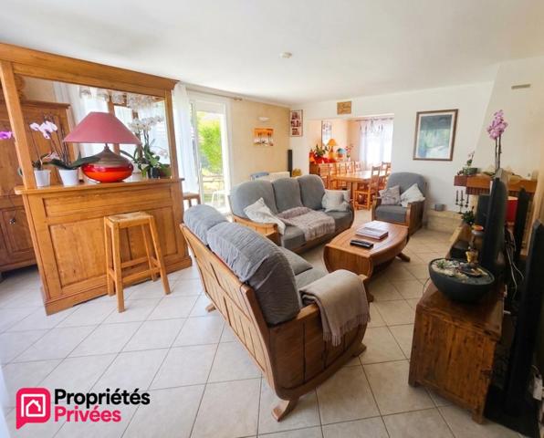 Maison  6 Pièces Roissy En Brie (77680)