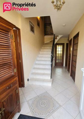 Maison  6 Pièces Roissy En Brie (77680)