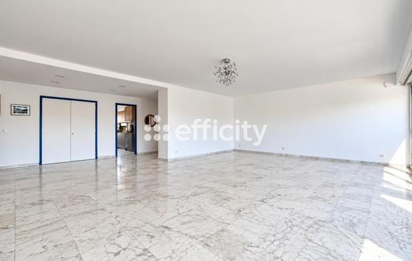 Appartement
         5 pièces
        - 140 m² Bien prestige 529 000 € *