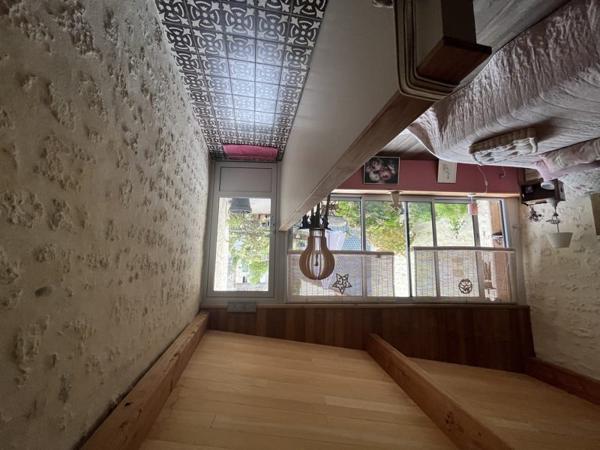 Maison à vendre |  Saint-Savinien |  5 pièces | 234 m²