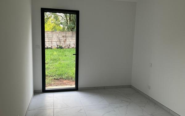 Maison à vendre    4 pièces • 90 m2 Chaniers