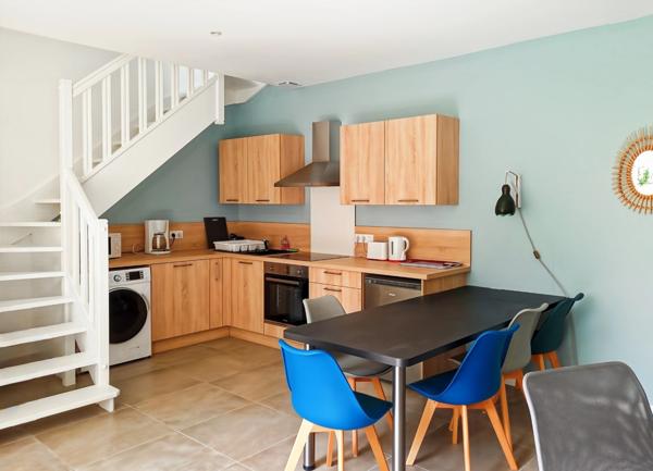 Maison de caractère de 264 m² avec maison secondaire de 64 m² au cœur de la ville de SAUMUR (49)