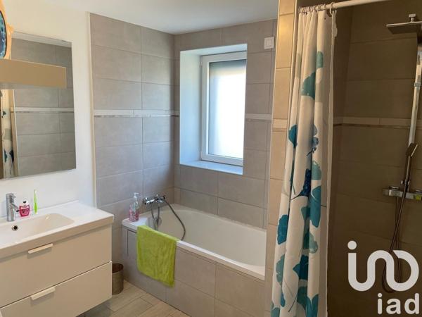 Maison traditionnelle 6 pièces de 152 m² à Tournon-sur-Rhône (07300)