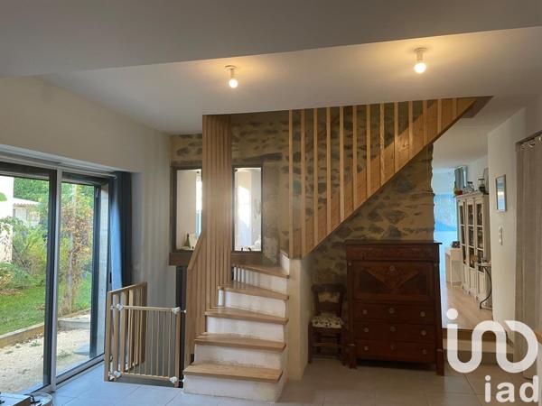 Maison traditionnelle 6 pièces de 152 m² à Tournon-sur-Rhône (07300)