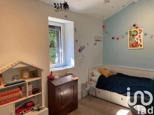 Maison traditionnelle 6 pièces de 152 m² à Tournon-sur-Rhône (07300)