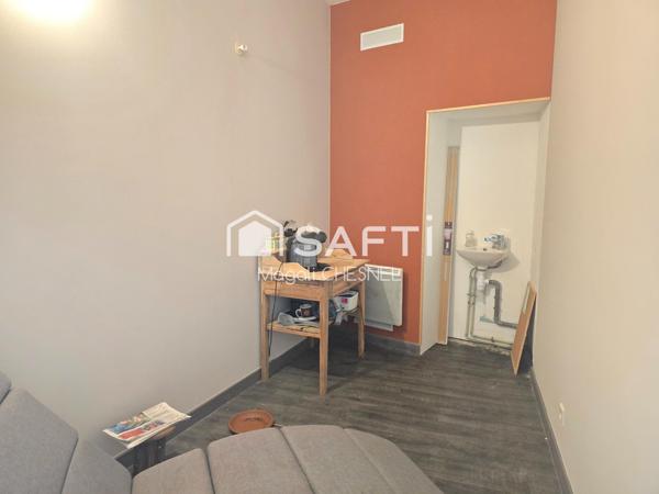 Immeuble d'environ 250 m² sur un terrain d'environ 287 m² à PLOUARET