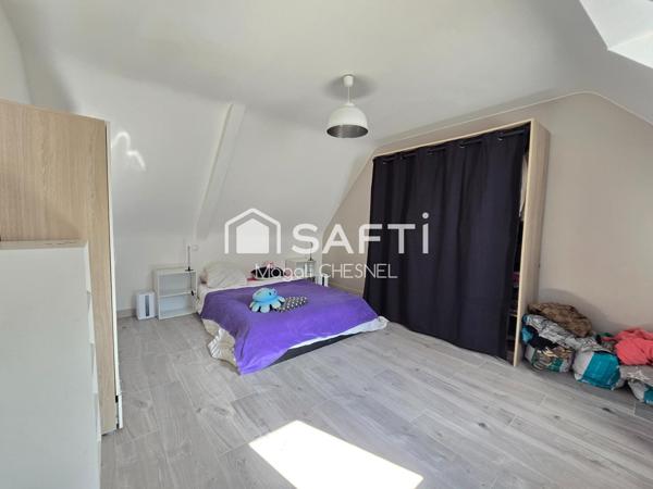 Immeuble d'environ 250 m² sur un terrain d'environ 287 m² à PLOUARET