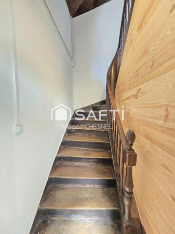 Immeuble d'environ 250 m² sur un terrain d'environ 287 m² à PLOUARET