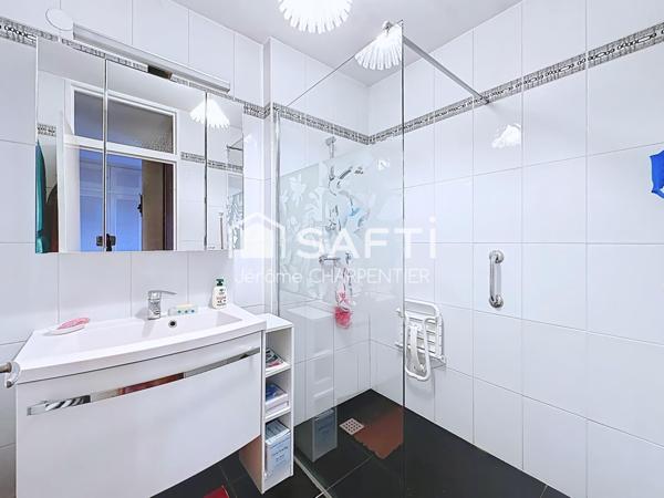 Maison individuelle de plain pied à proximité des commodités et de l’A31