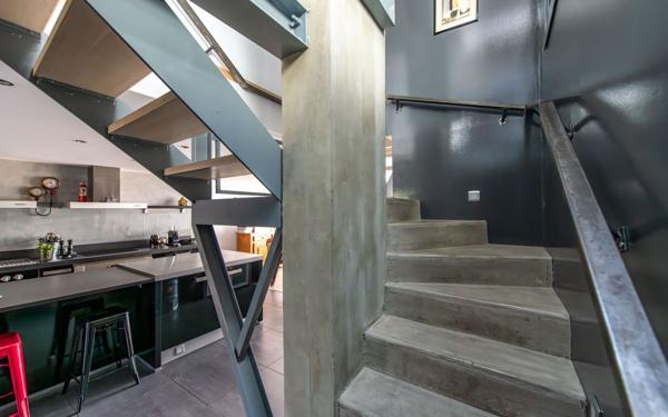 Appartement à vendre    4 pièces • 185 m2 Lorette