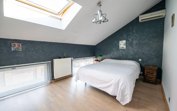 Appartement à vendre    4 pièces • 185 m2 Lorette