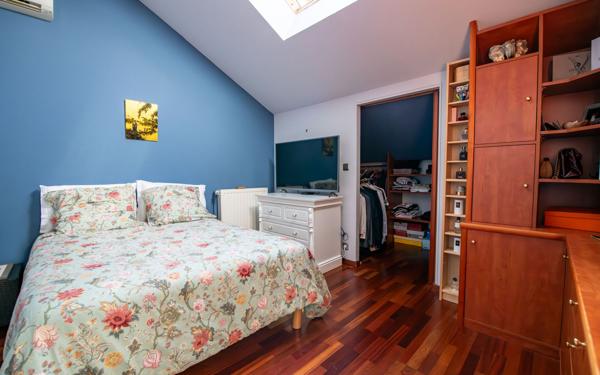 Appartement à vendre    4 pièces • 185 m2 Lorette