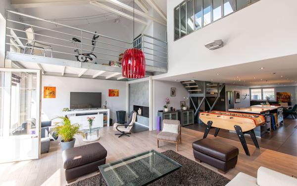 Appartement à vendre    4 pièces • 185 m2 Lorette