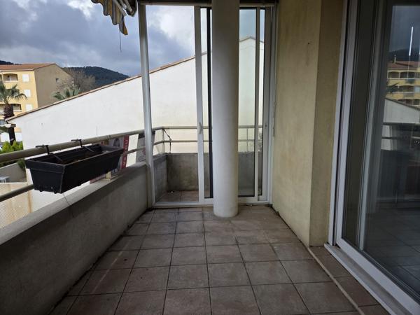 Appartement de 2003, 3 chambres, ascenseur, terrasse