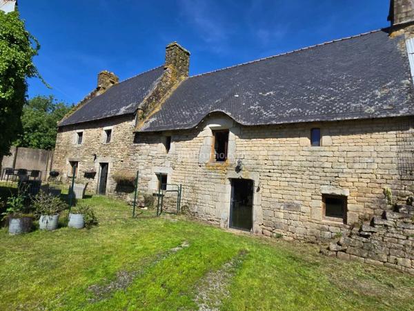 Vente                                                      Maison
                        
                     9 pièces                      190 m2                     à Languidic