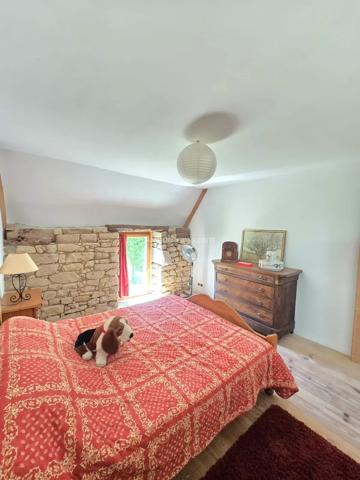 Vente                                                      Maison
                        
                     9 pièces                      190 m2                     à Languidic