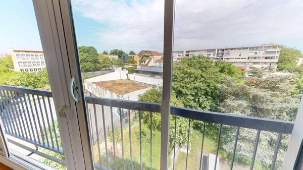 Appartement Montreuil 1 pièce(s) 29.47 m2