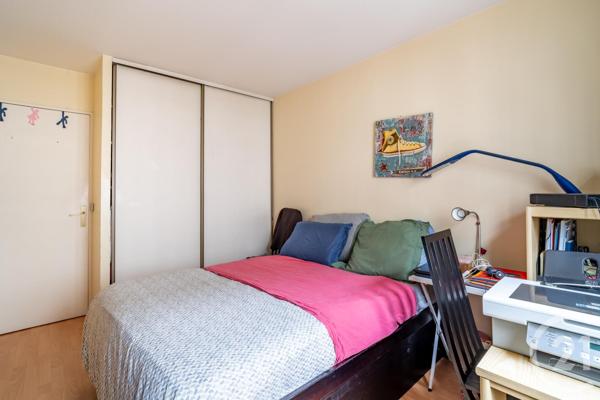 Appartement F2 à vendre  2 pièces - 57,16 m 2   PARIS  - 75012