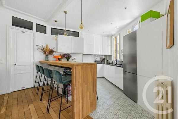 Appartement F3 à vendre  3 pièces - 83,11 m 2   PARIS  - 75018