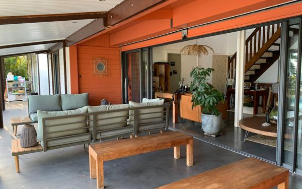 Maison à vendre    7 pièces • 200 m2 Saint-Pierre