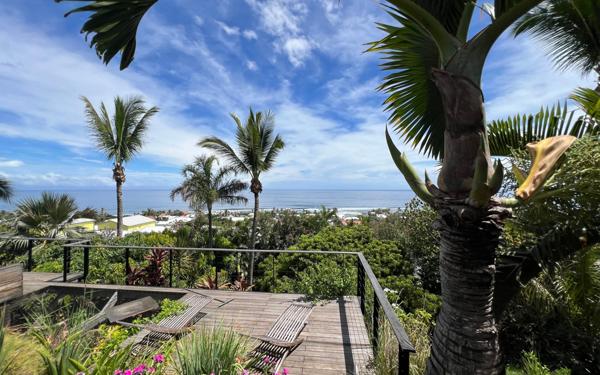 Maison à vendre    7 pièces • 200 m2 Saint-Pierre