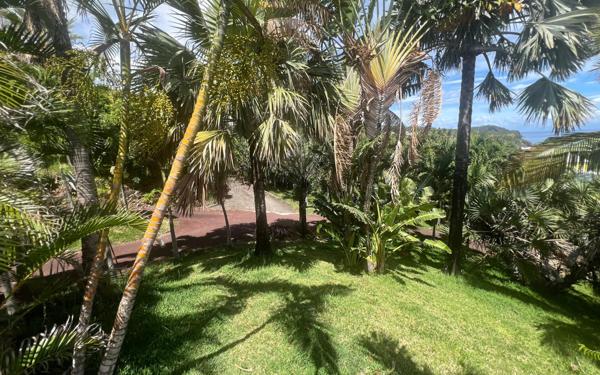 Maison à vendre    7 pièces • 200 m2 Saint-Pierre