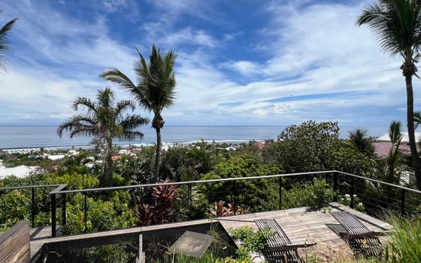 Maison à vendre    7 pièces • 200 m2 Saint-Pierre