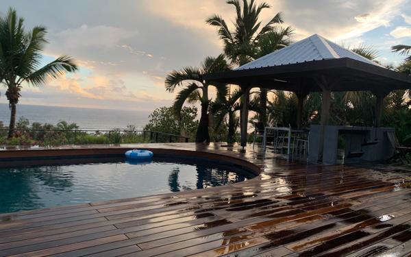 Maison à vendre    7 pièces • 200 m2 Saint-Pierre