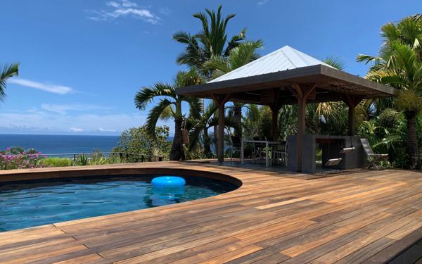 Maison à vendre    7 pièces • 200 m2 Saint-Pierre