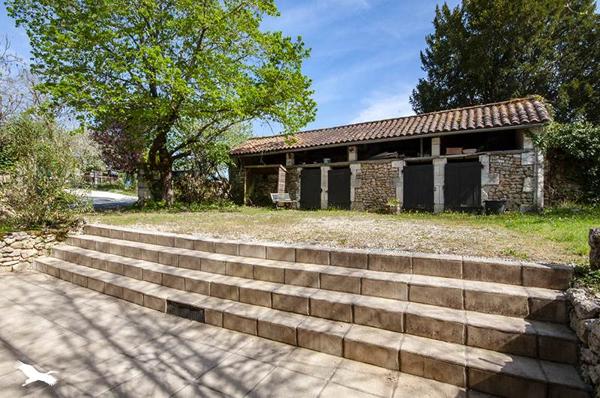 Maison à vendre |  Brantôme |  5 pièces | 180 m²