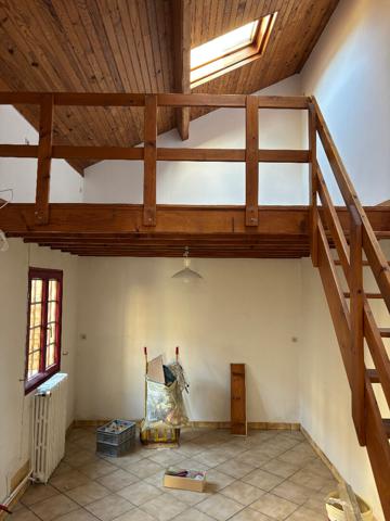 MAISON CAEN quartier St Paul avec cours et garage