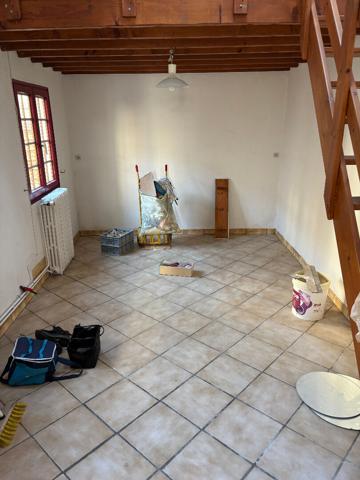 MAISON CAEN quartier St Paul avec cours et garage