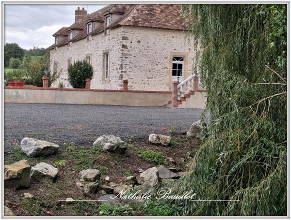 Brûlon (72350) Ancien moulin de 9 pièces (7 chambres) sur 4965m² de terrain