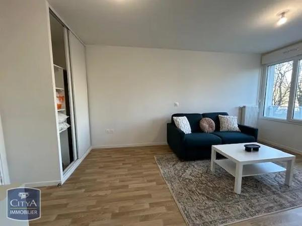Appartement à louer 1 pièce 30.6m² Cergy (95000)