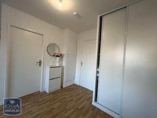 Appartement à louer 1 pièce 30.6m² Cergy (95000)