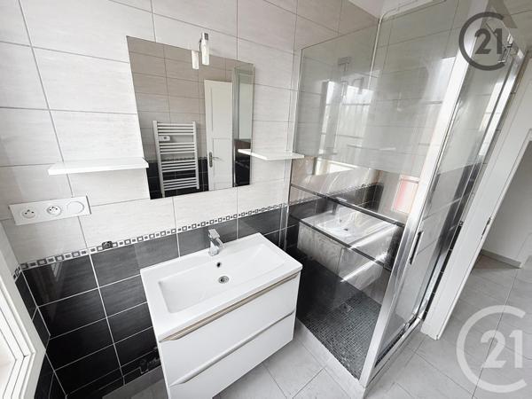 Appartement F2 à vendre  3 pièces - 43,76 m2 AUXERRE - 89