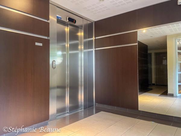 Appartement 3 pièces 62m2, DPE C et double parking