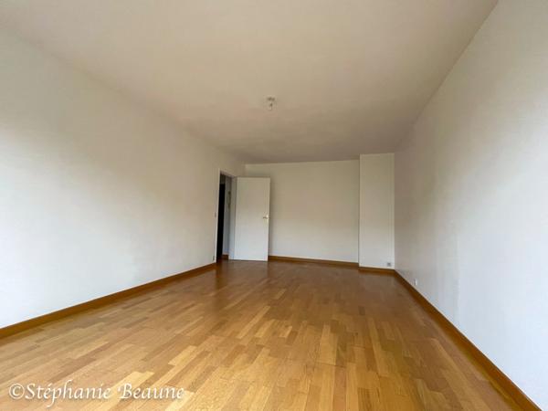 Appartement 3 pièces 62m2, DPE C et double parking