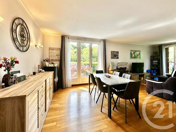 Appartement F5 à vendre  5 pièces - 95,27 m2 MAREIL MARLY - 78