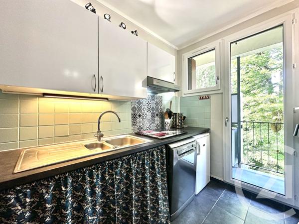 Appartement F5 à vendre  5 pièces - 95,27 m2 MAREIL MARLY - 78