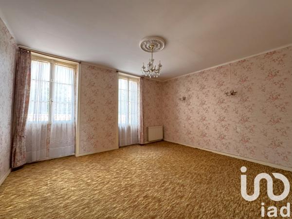 Maison à vendre 7 pièces 158 m² Fontenay-le-Comte