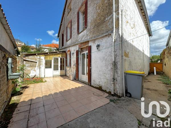 Maison à vendre 7 pièces 158 m² Fontenay-le-Comte