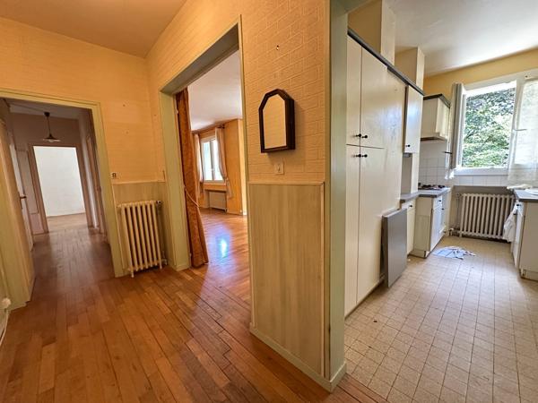 Annexe + parking + appartement