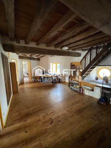 Maison atypique en centre bourg