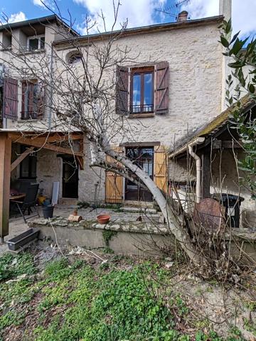 Maison de ville à PUISEAUX (45390)