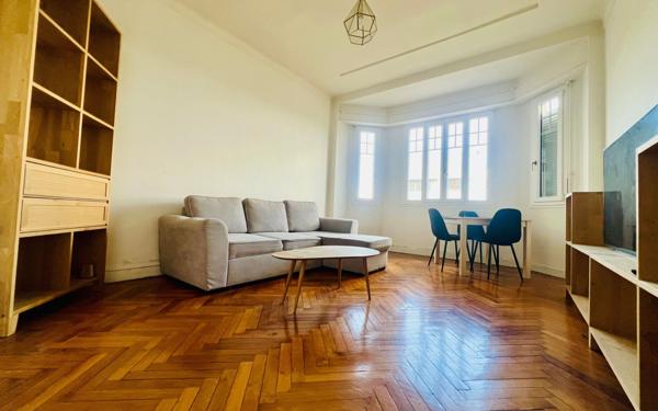 Appartement à vendre    3 pièces • 82,70 m2 Tarbes