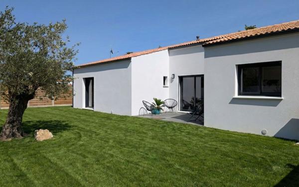 Maison à vendre    4 pièces •  Les Mathes